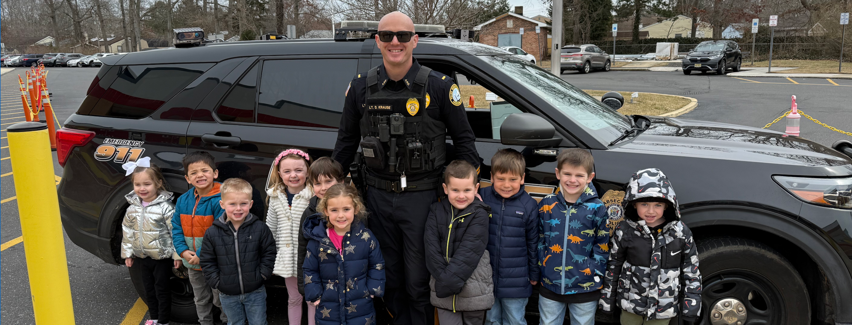ES Picture with Police Officer