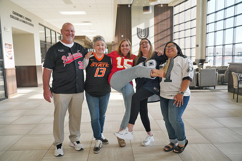High School Spirit | Campus Life Details