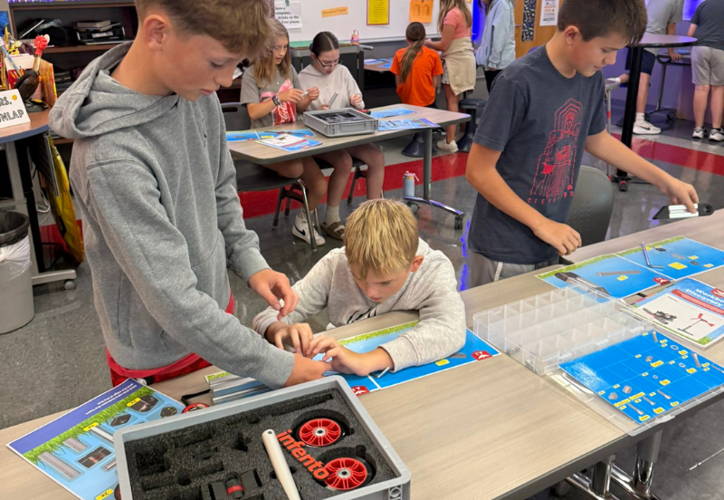 Creativity Meets Critical Thinking in Mayer Middle School STEAM Class