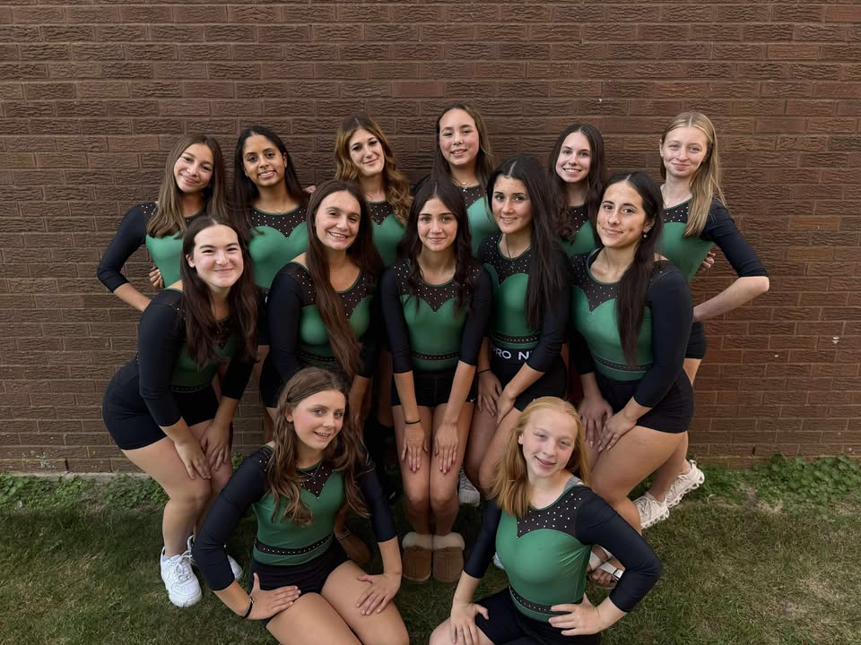 La gymnastique universitaire des filles du WFHS ouvre sa saison avec quatre victoires consécutives