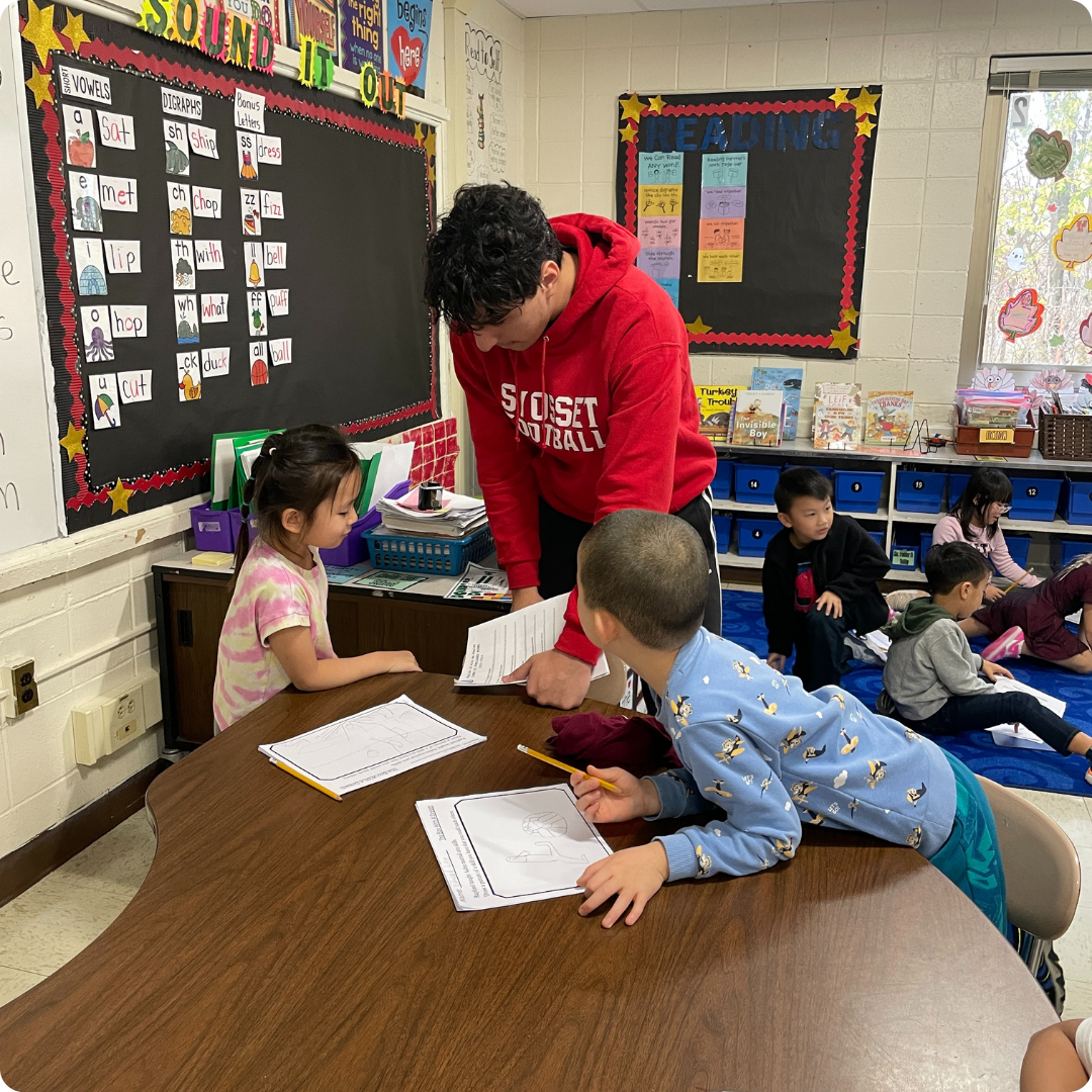 The Mentor Effect High School Students Take Center Stage to Teach the