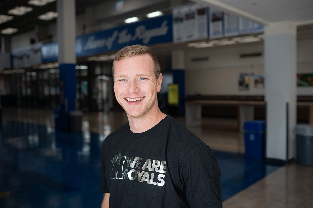 Royal Spotlight: Mitchell Schank | article - Hopkins High School
