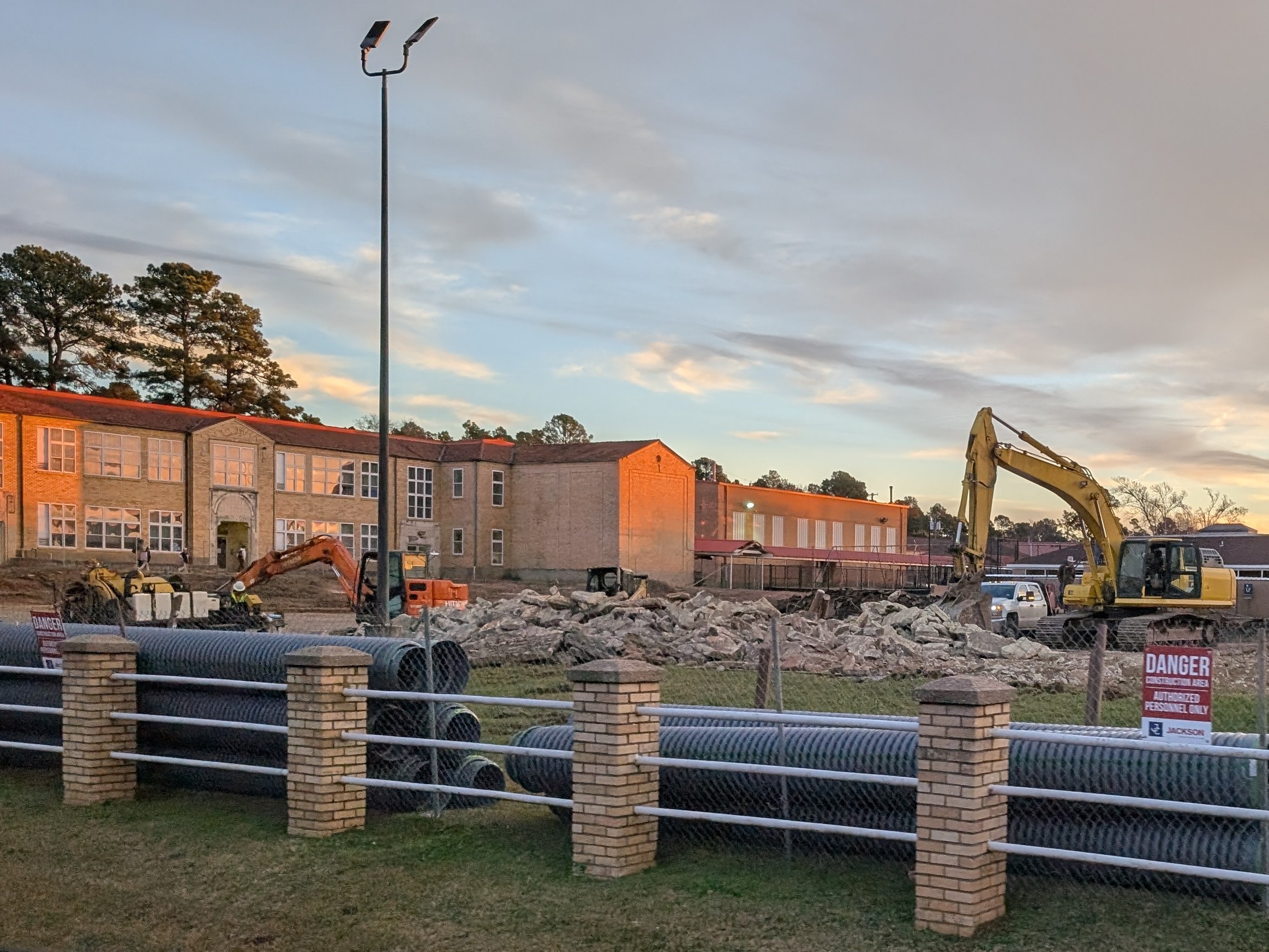 Construction work on the new West Rusk Elementary school