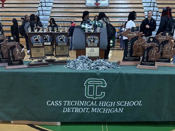 Cass Tech Celebrates Senior Athlete Signing Day | News Details