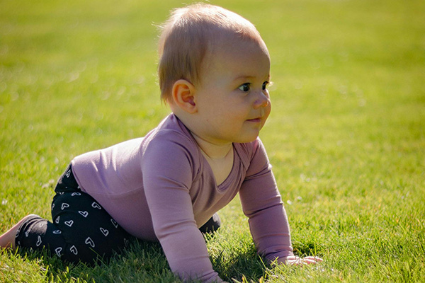 Crawling: The Neurological Foundation beneath Early Movement | Detail