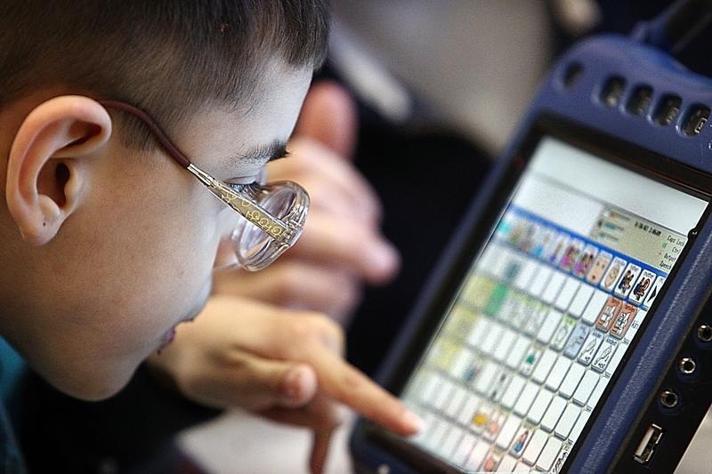 Student using AAC device