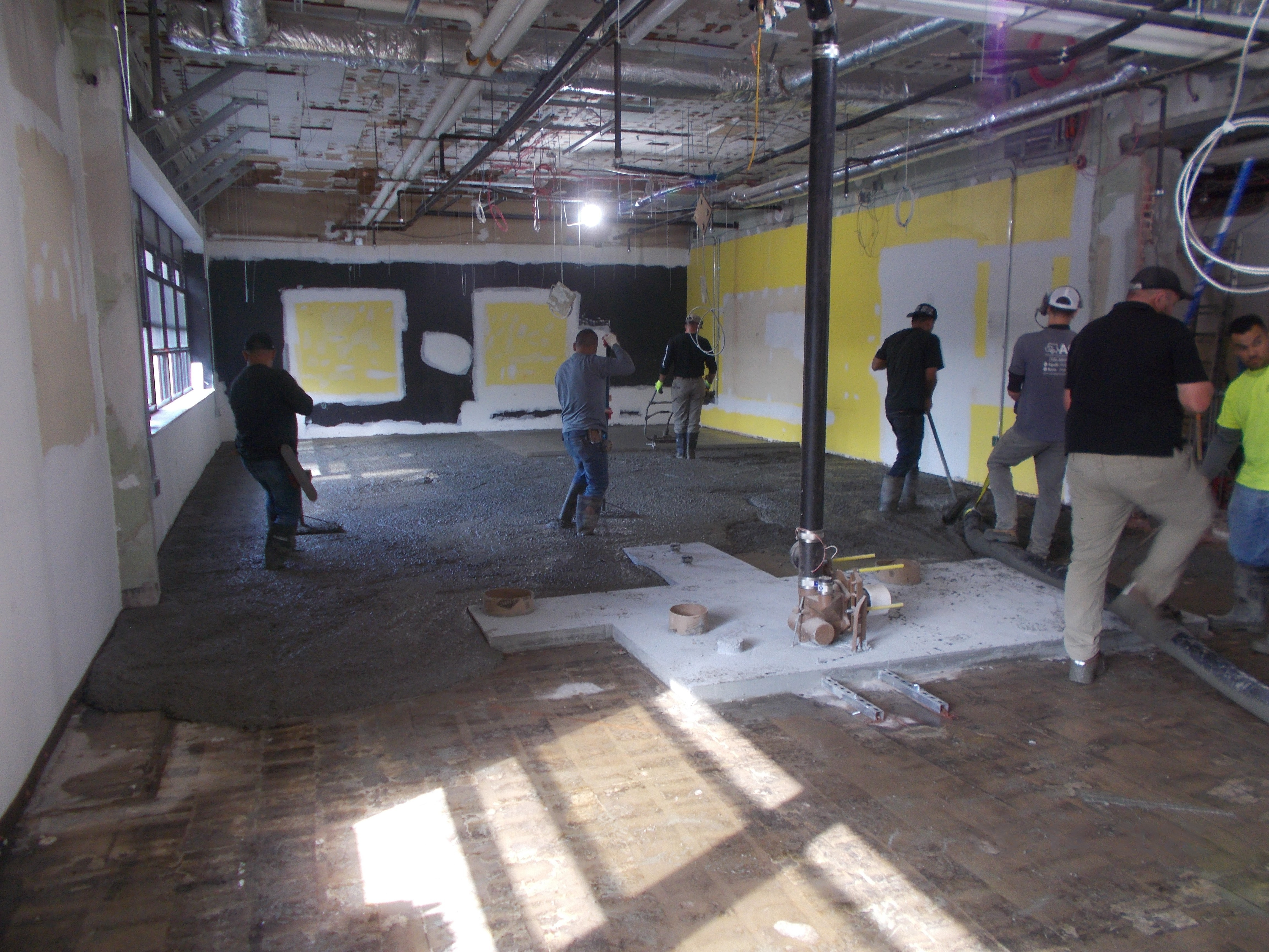 Concrete floor preparation on the first floor of La Grande